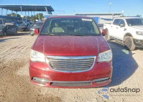 2016 Chrysler Town & Country Touring z USA, uszkodzony, nr VIN 2C4RC1BG6GR238174